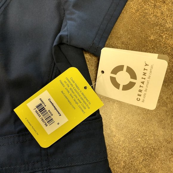 Code Happy Scrub Top! - Picture 5 of 5